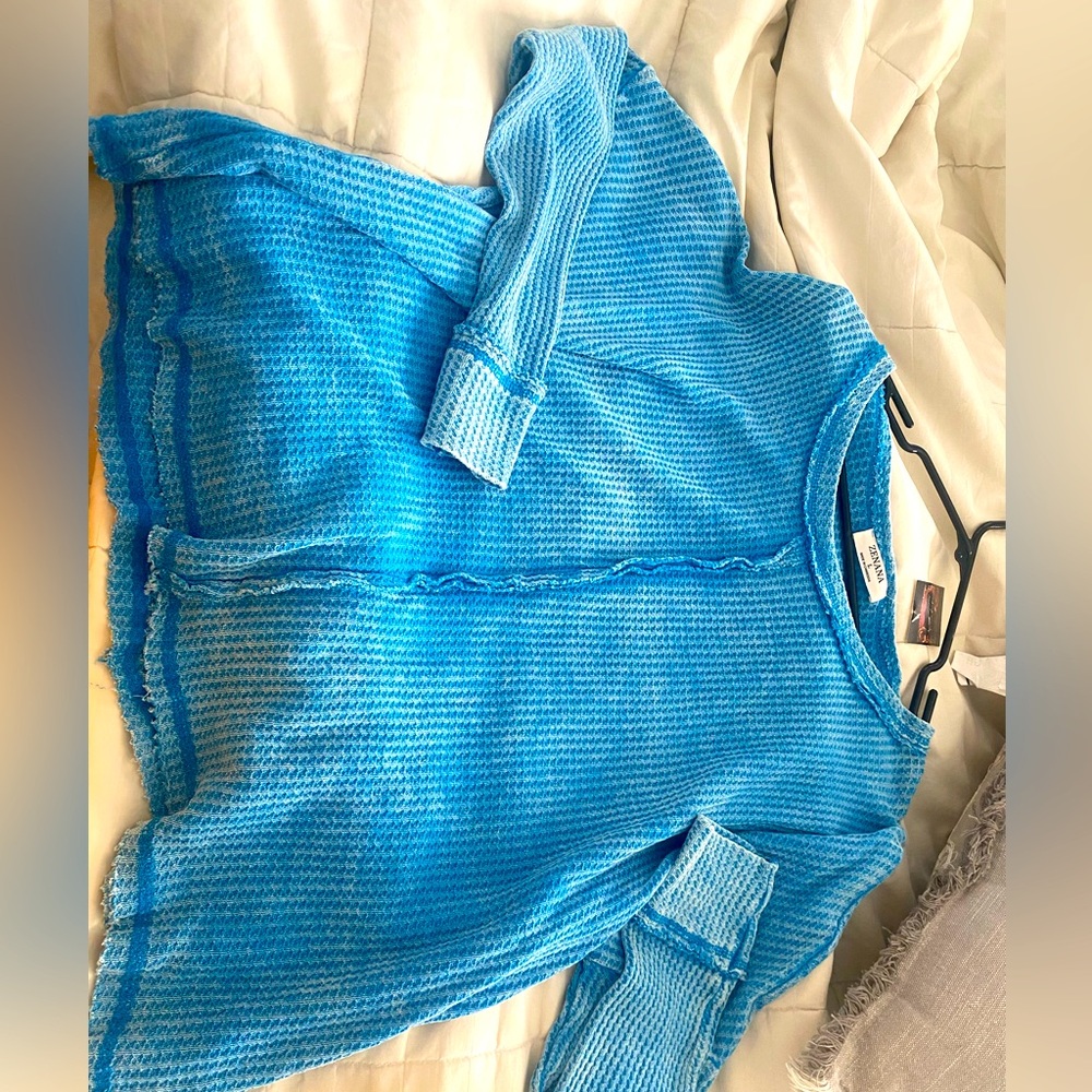 Long sleeve waffle shirt